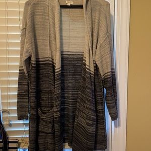 HOODED CARDIGAN SWEATER